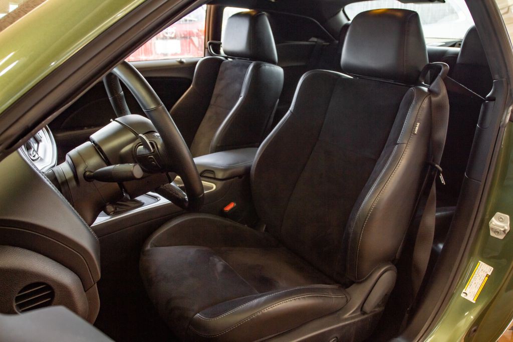 2020 Dodge Challenger Image 4