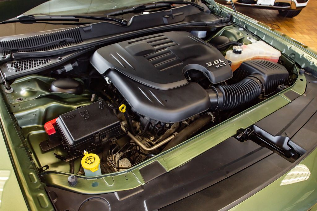 2020 Dodge Challenger Image 6