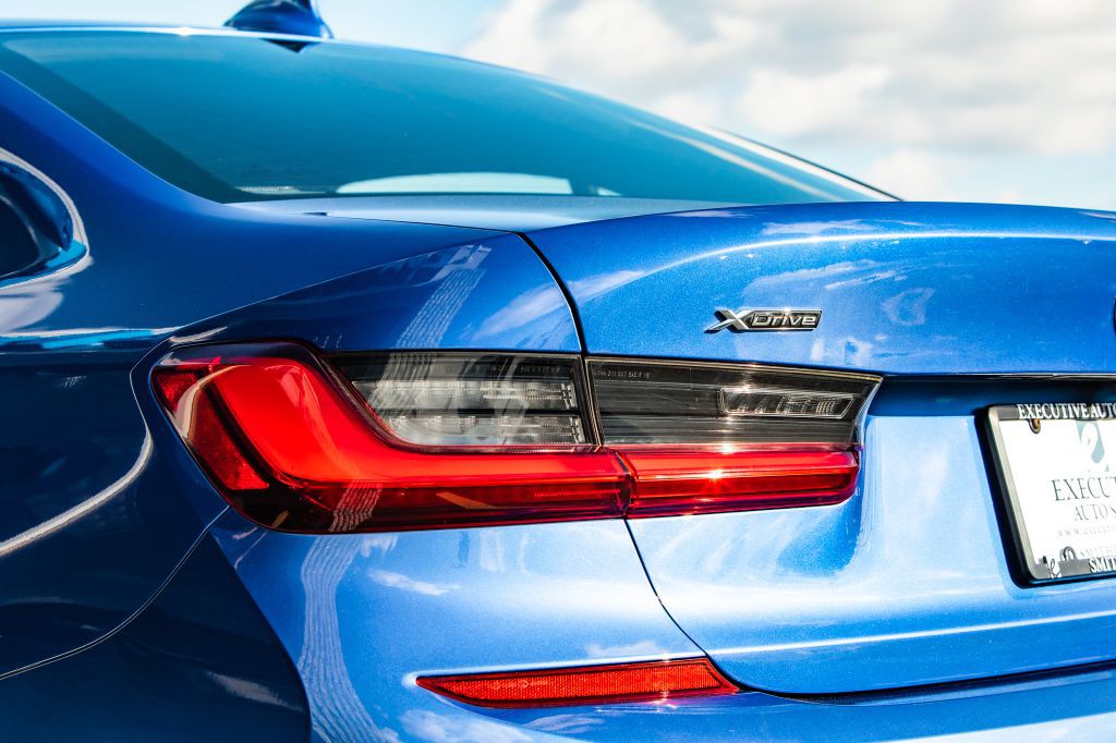 2019 BMW 3 Series Image 16