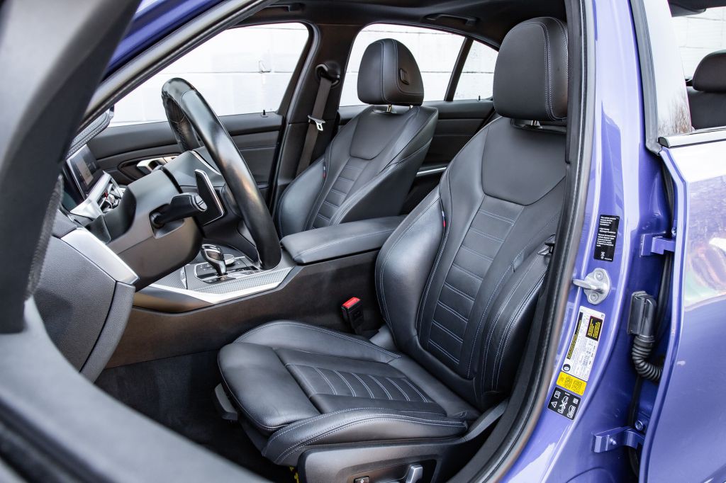 2019 BMW 3 Series Image 25