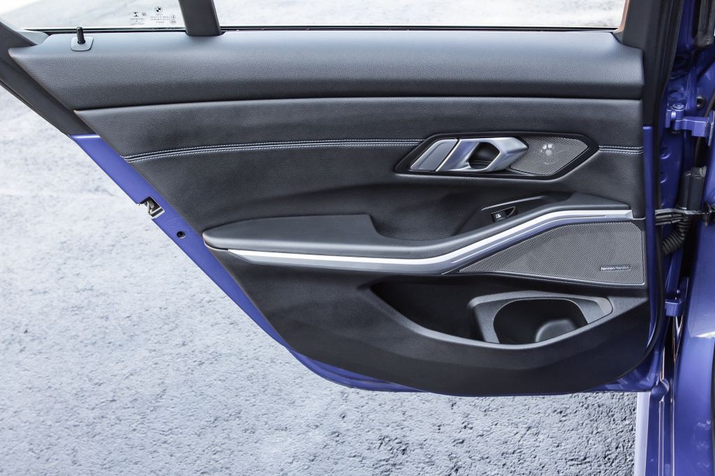 2019 BMW 3 Series Image 29