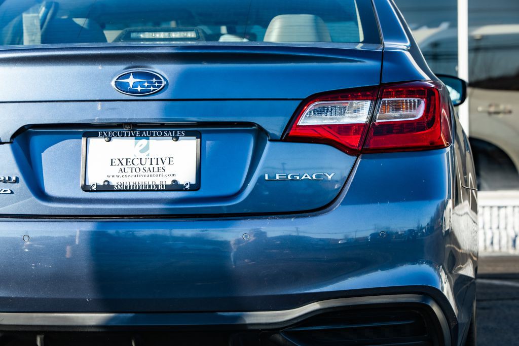2018 Subaru Legacy Image 14