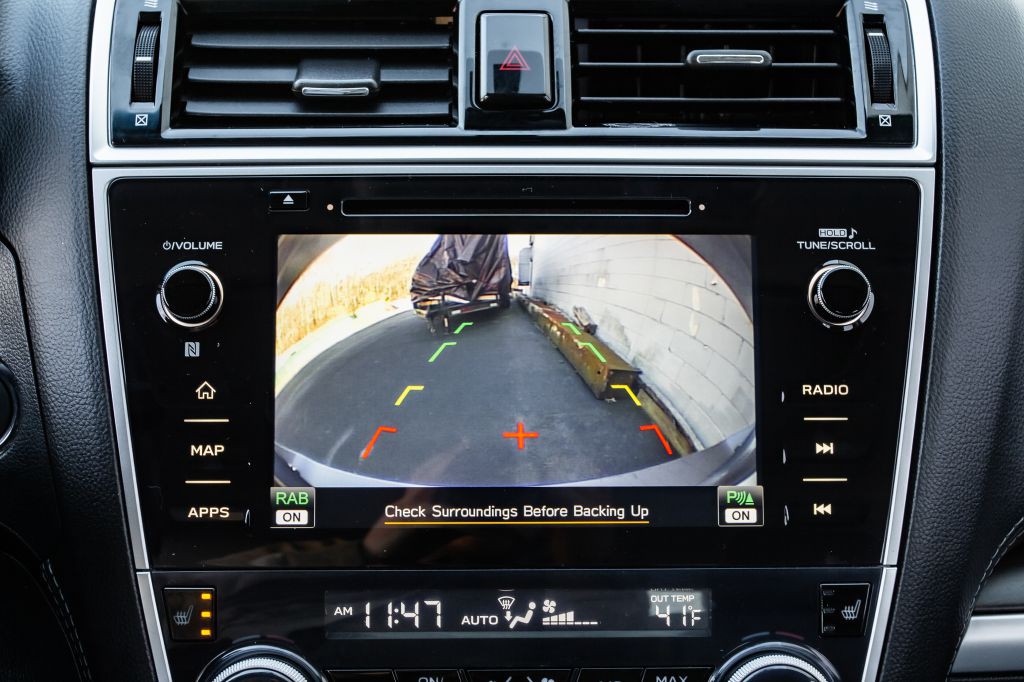 2018 Subaru Legacy Image 22