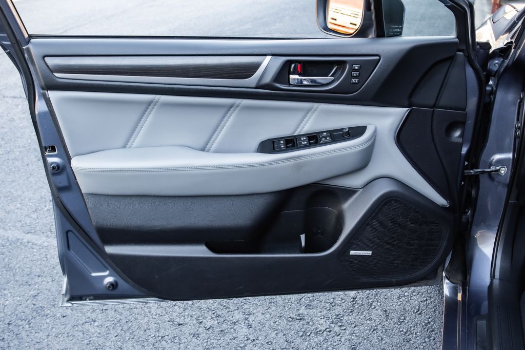 2018 Subaru Legacy Image 28