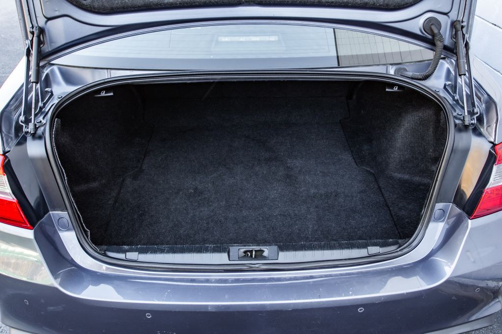 2018 Subaru Legacy Image 30