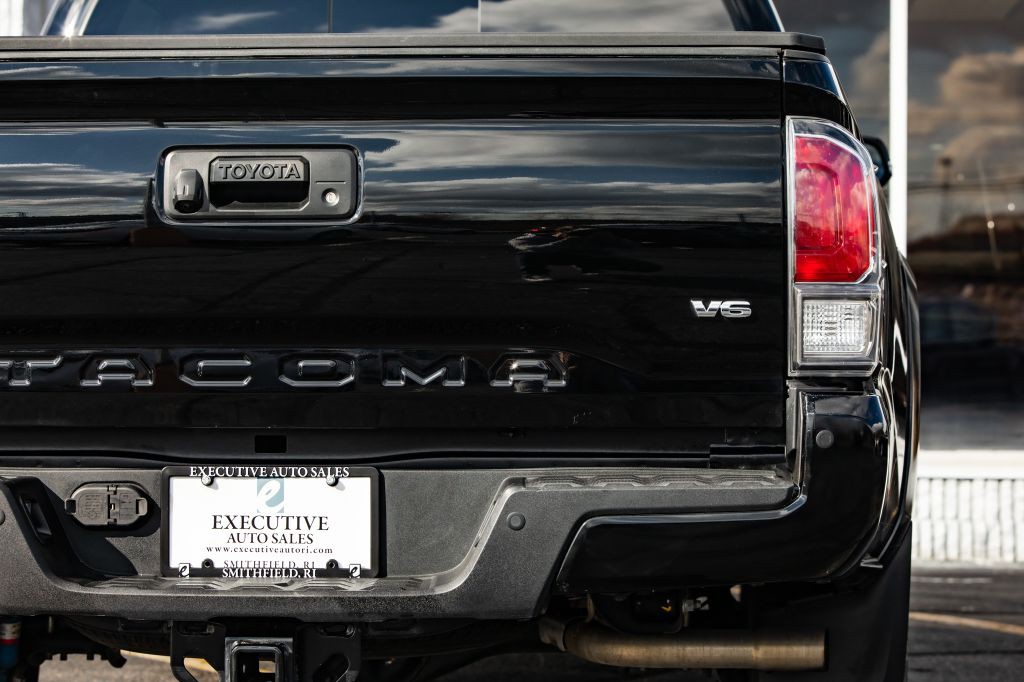 2023 Toyota Tacoma Image 14
