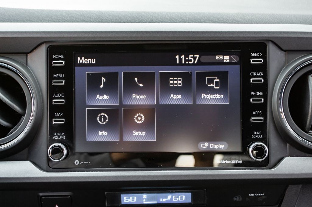 2023 Toyota Tacoma Image 21