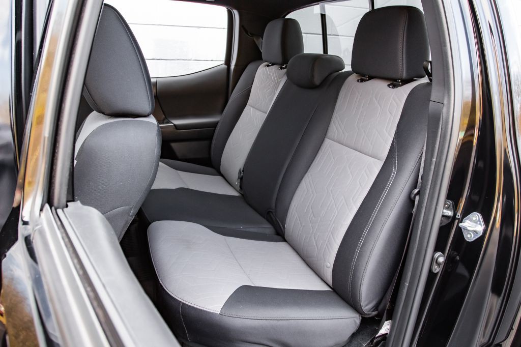 2023 Toyota Tacoma Image 25