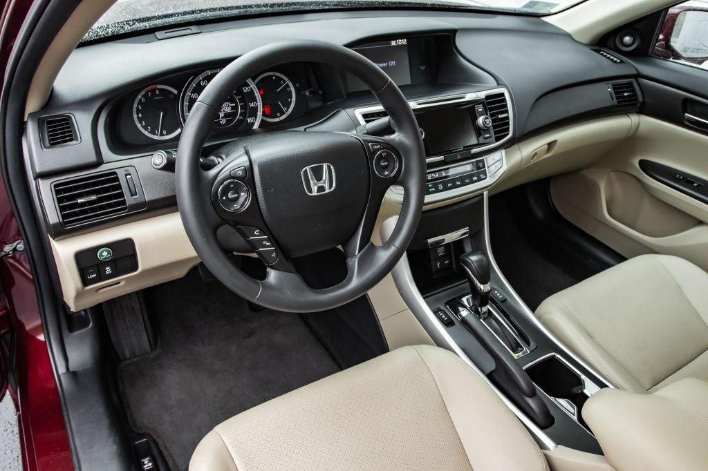 2014 Honda Accord Image 17