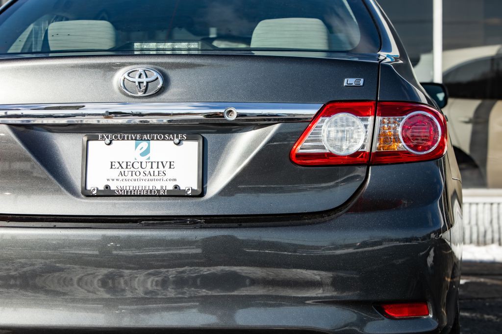 2013 Toyota Corolla Image 14