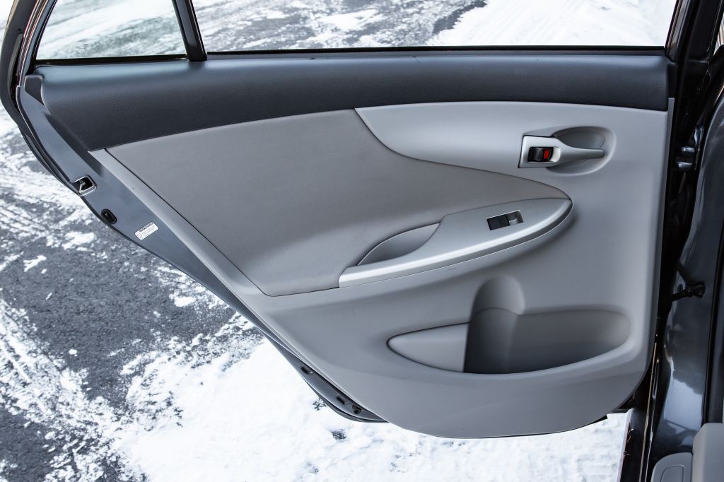 2013 Toyota Corolla Image 25