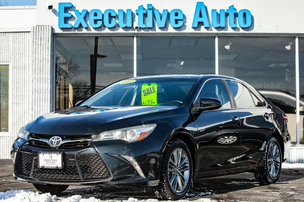 2015 Toyota Camry Image 3