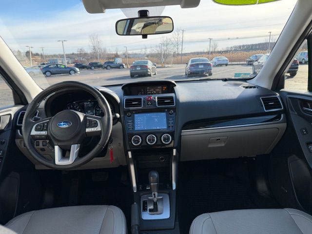 2017 Subaru Forester Image 12