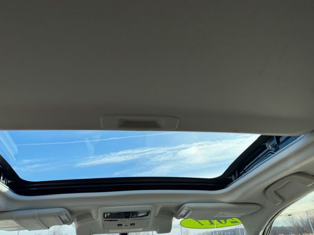 2017 Subaru Forester Image 13