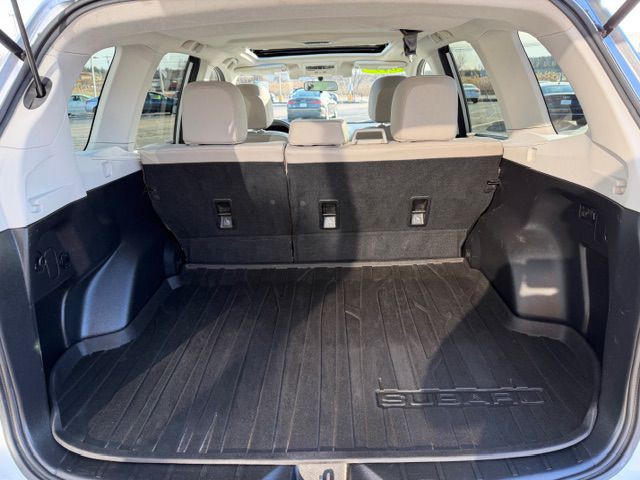 2017 Subaru Forester Image 14