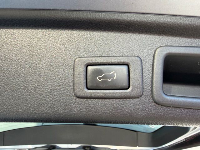 2017 Subaru Forester Image 15