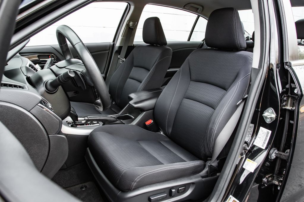 2015 Honda Accord Image 23