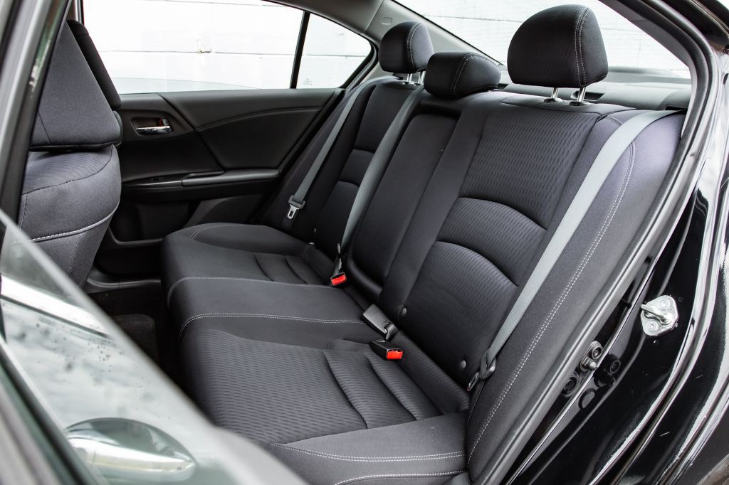 2015 Honda Accord Image 24