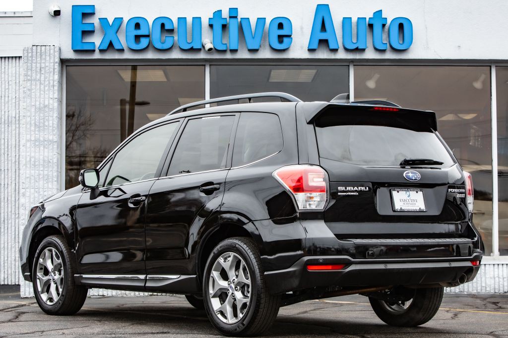 2017 Subaru Forester Image 5