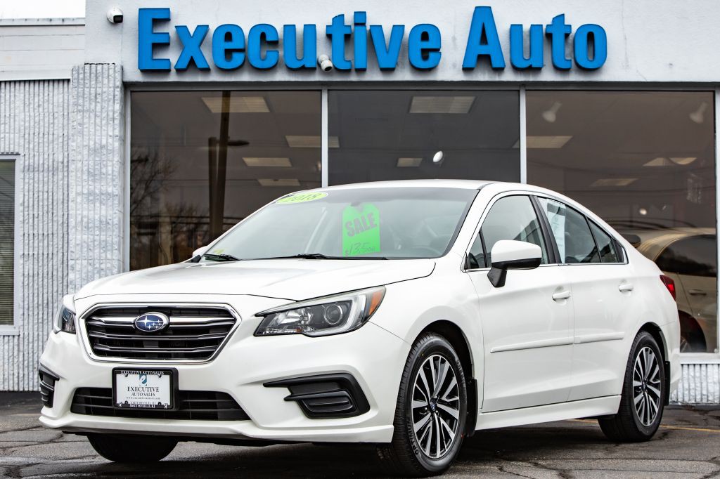 2018 Subaru Legacy Image 3