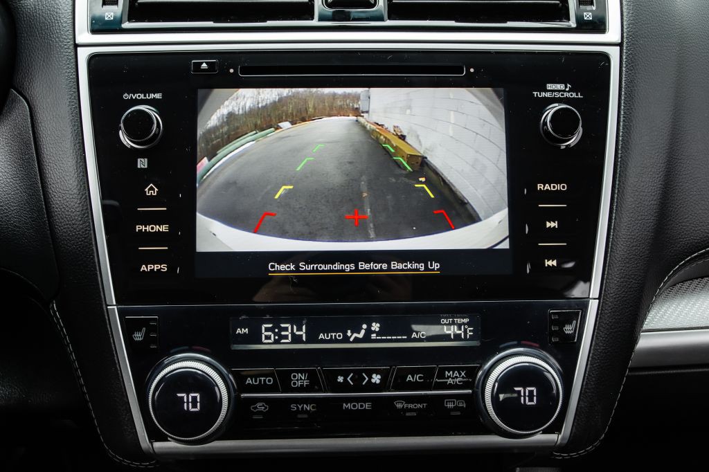 2018 Subaru Legacy Image 22