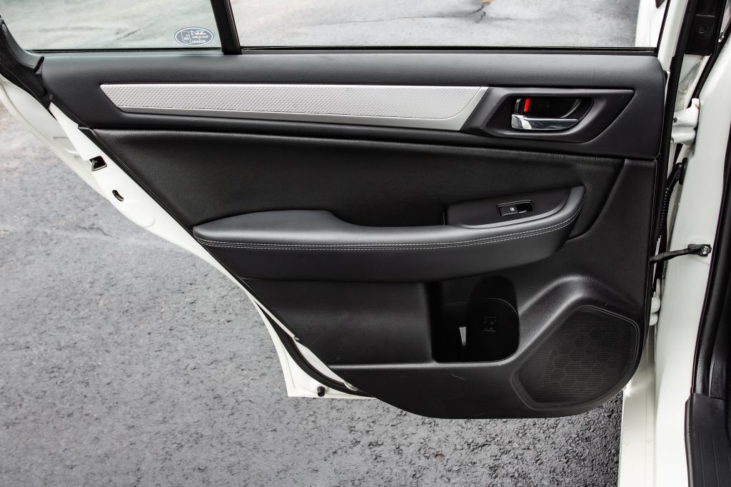 2018 Subaru Legacy Image 27