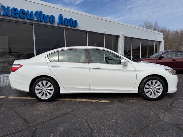 2015 Honda Accord Image 2