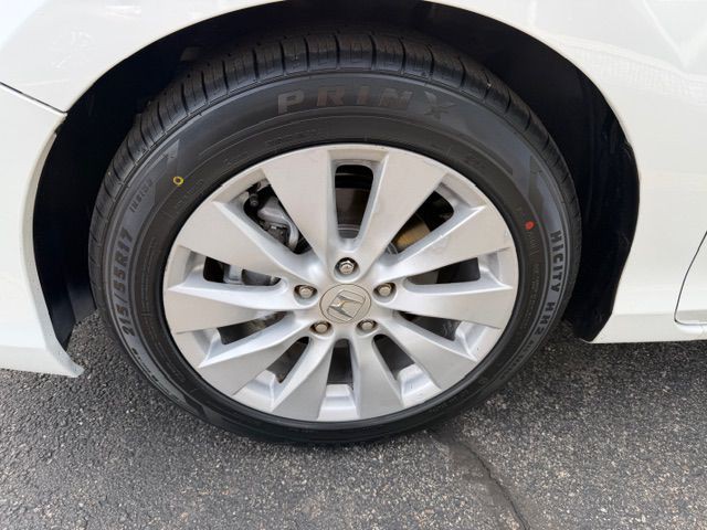 2015 Honda Accord Image 7