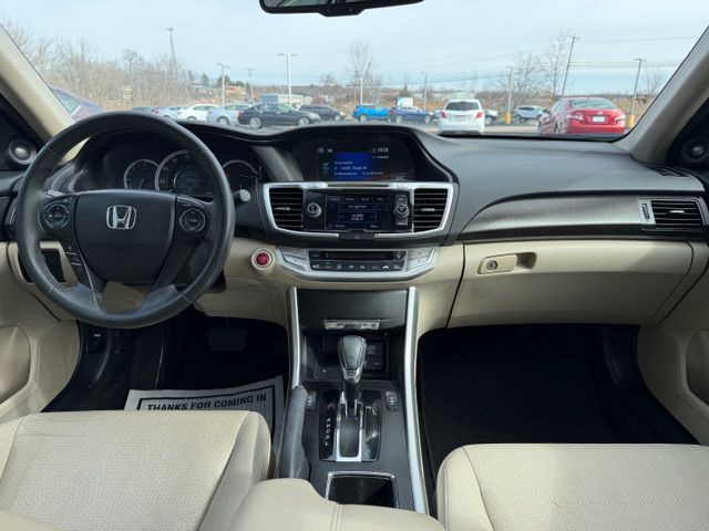 2015 Honda Accord Image 11