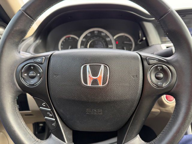 2015 Honda Accord Image 15