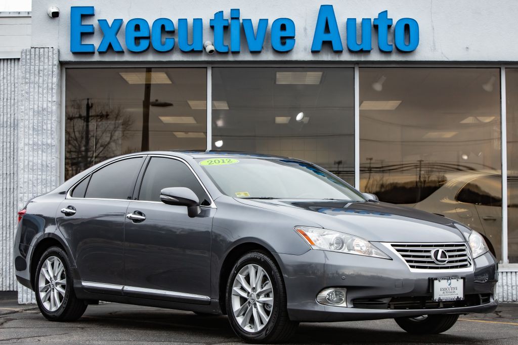 2012 Lexus ES Image 1