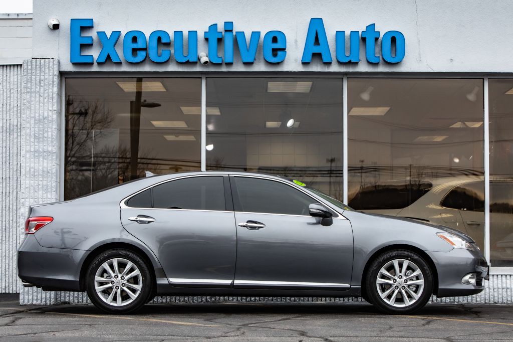 2012 Lexus ES Image 8