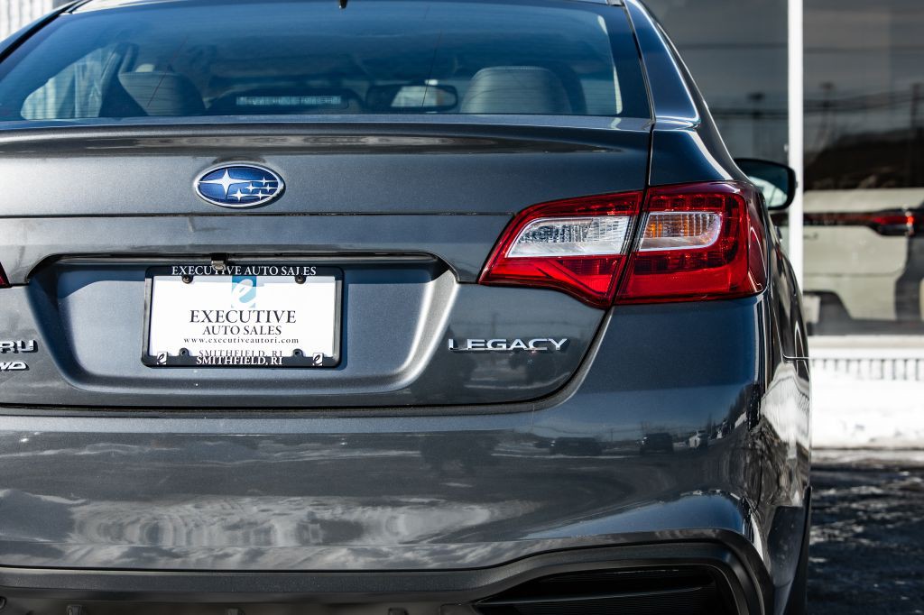 2018 Subaru Legacy Image 14
