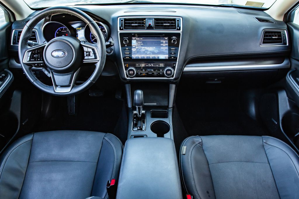 2018 Subaru Legacy Image 18