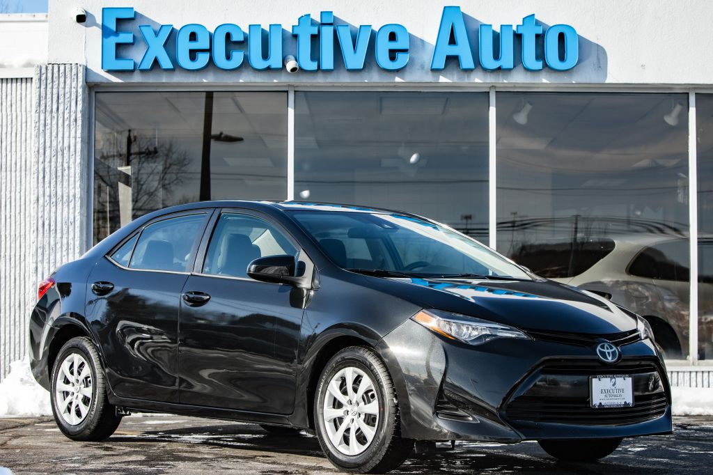 2019 Toyota Corolla Image 1