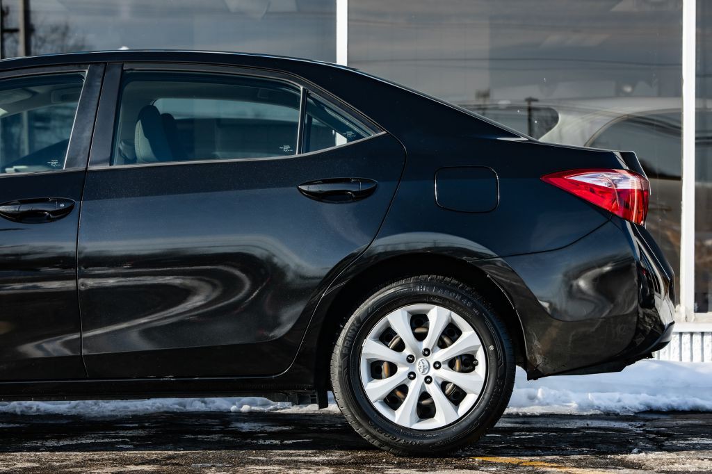 2019 Toyota Corolla Image 12