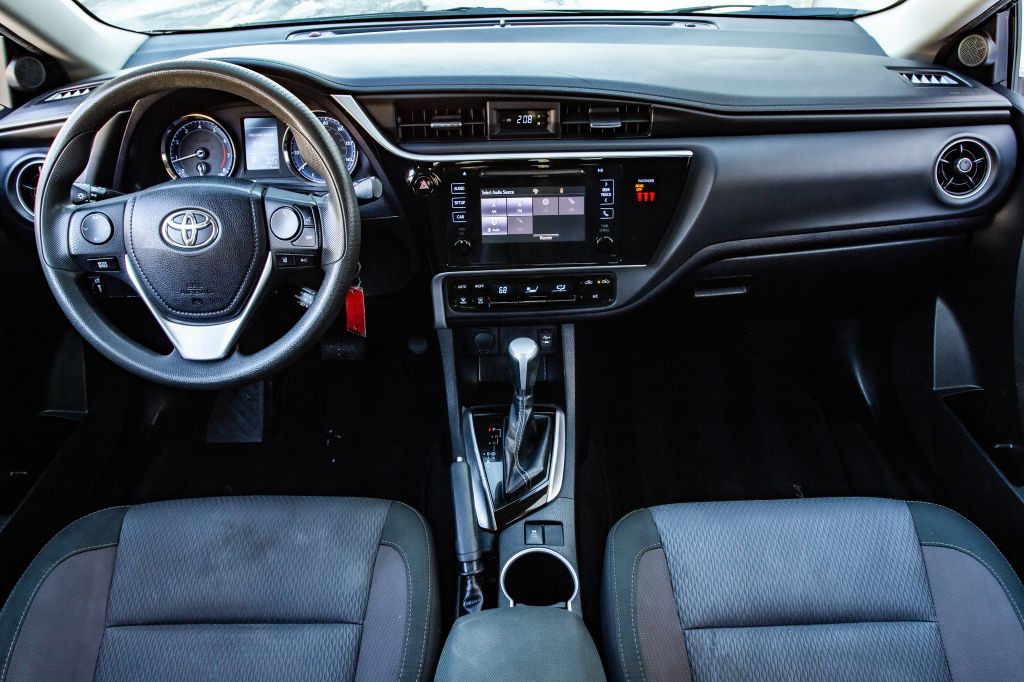 2019 Toyota Corolla Image 18