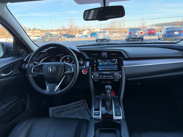 2017 Honda Civic Image 11