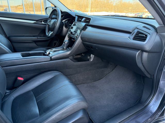 2017 Honda Civic Image 14