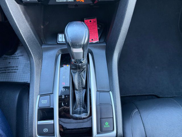 2017 Honda Civic Image 18