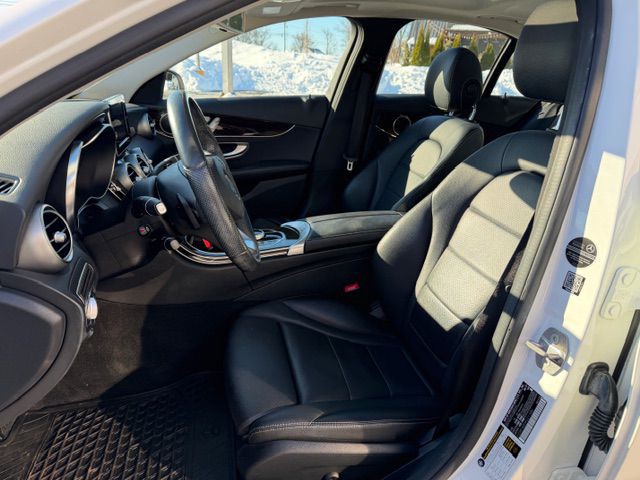 2017 Mercedes-Benz C-Class Image 7