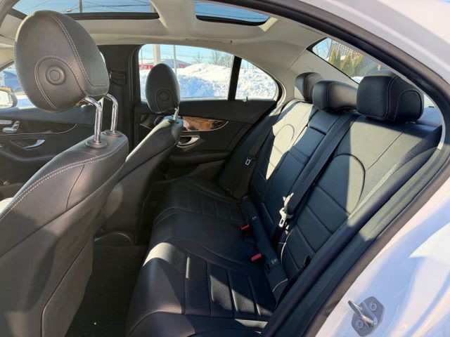 2017 Mercedes-Benz C-Class Image 9