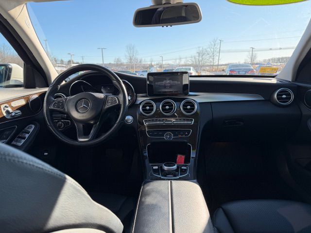 2017 Mercedes-Benz C-Class Image 10