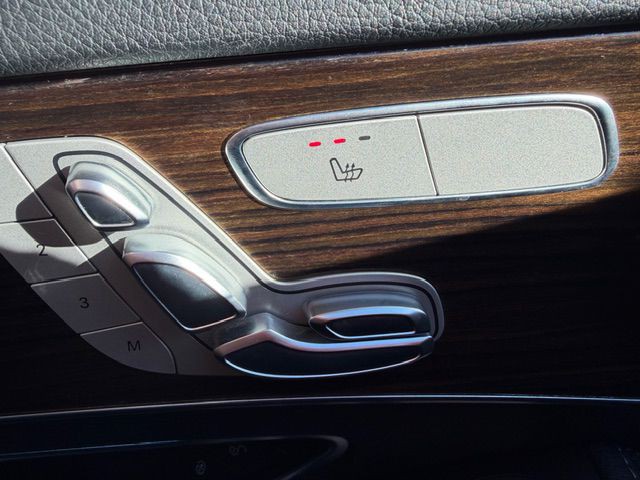 2017 Mercedes-Benz C-Class Image 14