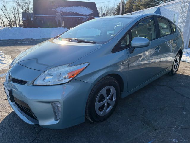 2014 Toyota Prius Image 4