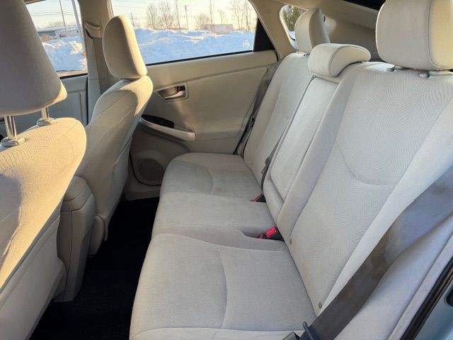 2014 Toyota Prius Image 9