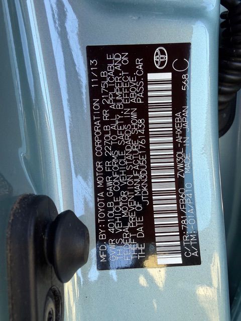 2014 Toyota Prius Image 18