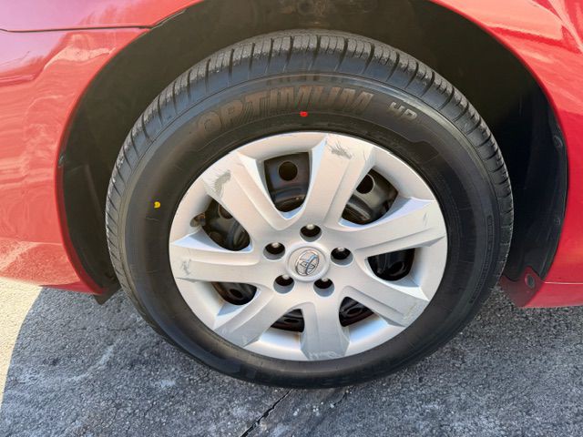 2010 Toyota Camry Image 7