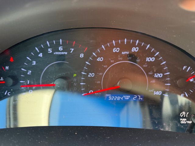 2010 Toyota Camry Image 13