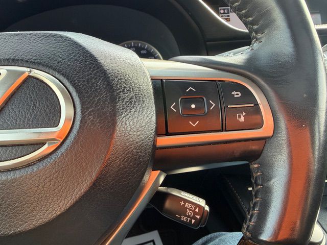 2016 Lexus ES Image 15